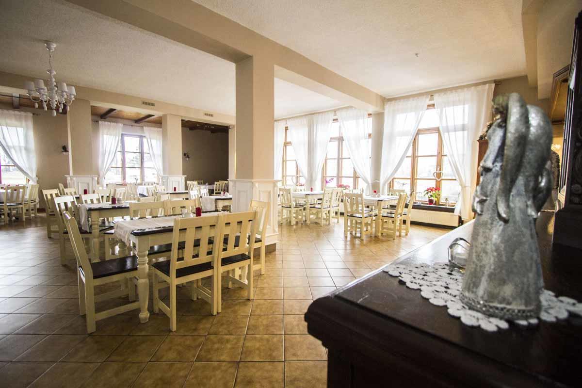 Hotel Gosciniec U Kowolki Kąkolewo Esterno foto